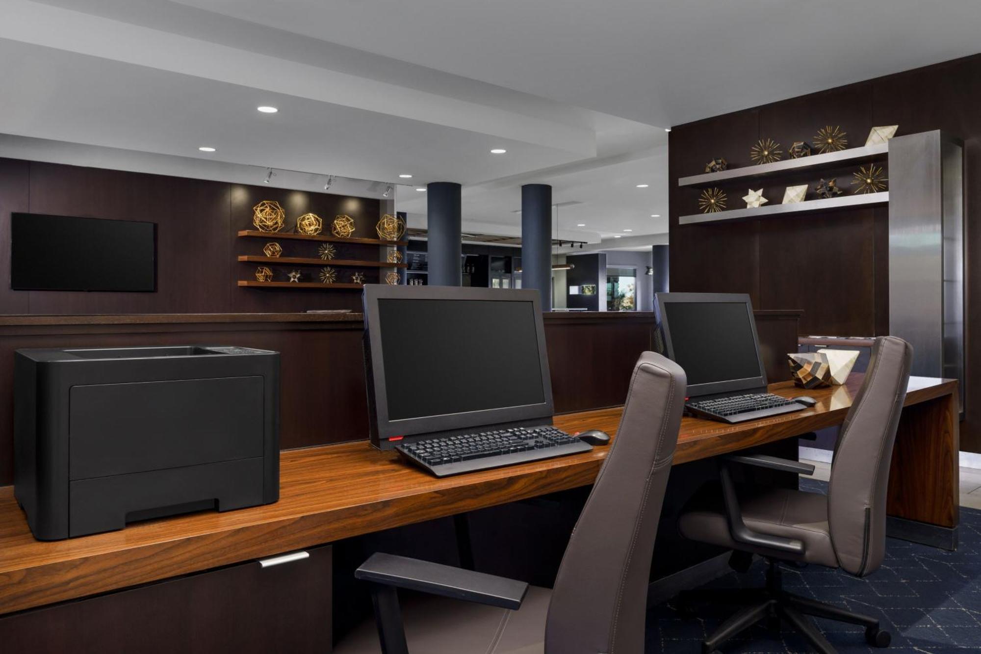 Courtyard By Marriott Phoenix Mesa Gateway Airport Экстерьер фото