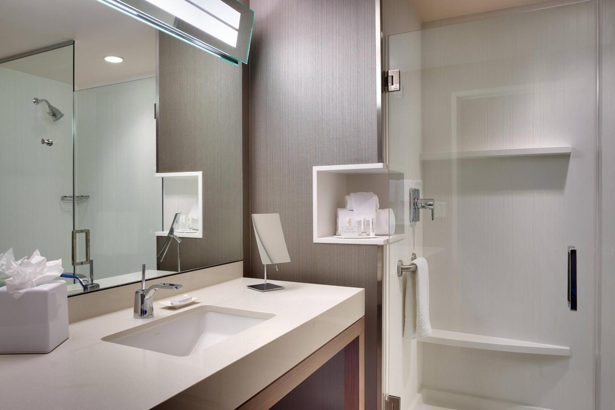 Courtyard By Marriott Phoenix Mesa Gateway Airport Экстерьер фото