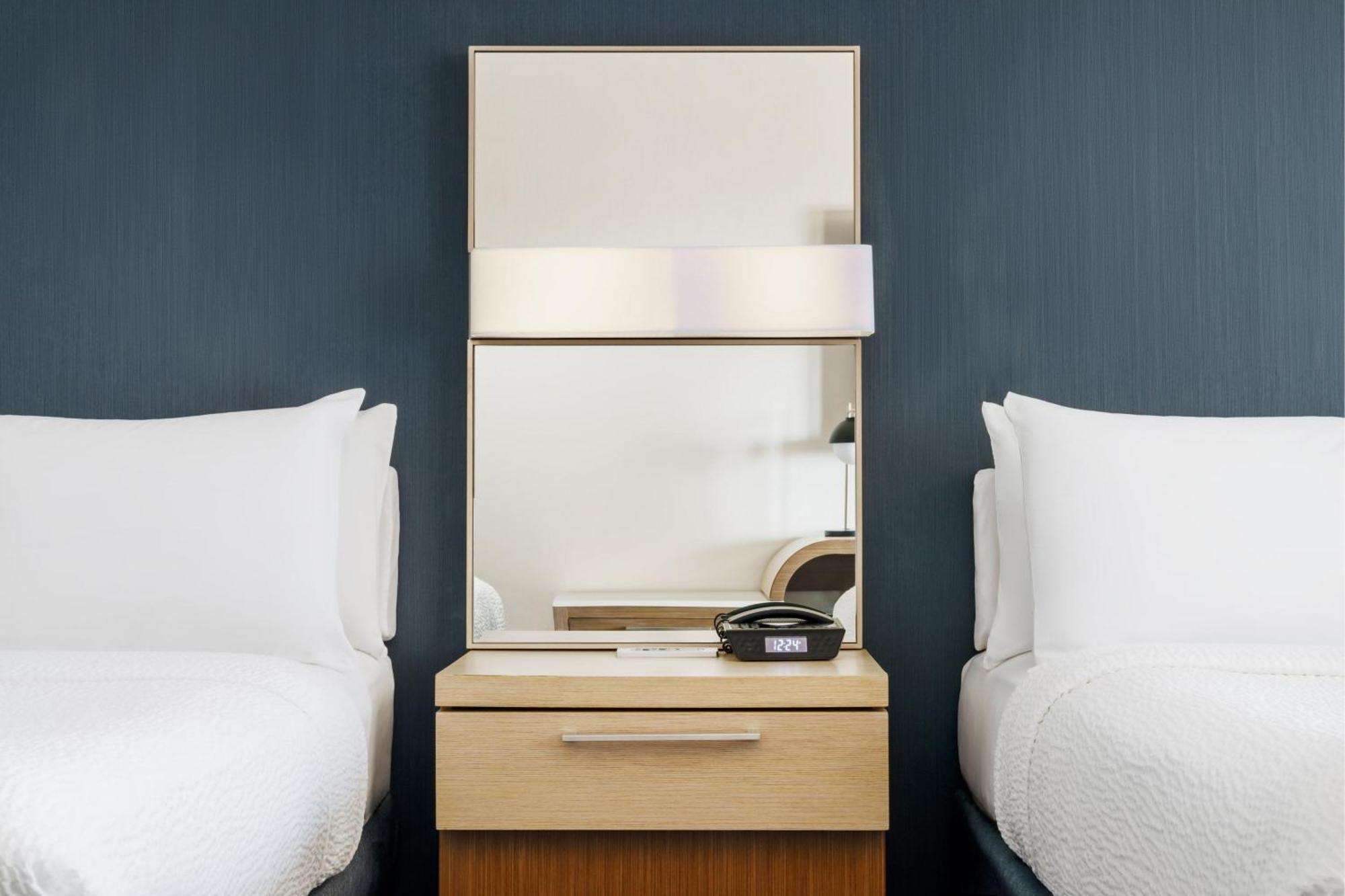 Courtyard By Marriott Phoenix Mesa Gateway Airport Экстерьер фото