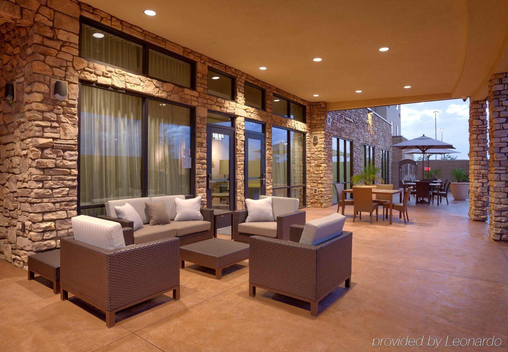 Courtyard By Marriott Phoenix Mesa Gateway Airport Экстерьер фото